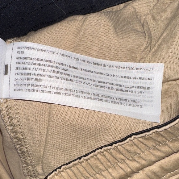 Abercrombie & Fitch Men's Khaki Chinos - Picture 12 of 12